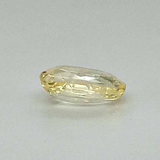 Yellow Sapphire (Pukhraj) 4.58 Ct Good Quality Yellow Sapphire (Pukhraj) 4.58 Ct Good Quality